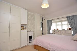 Bedroom- click for photo gallery